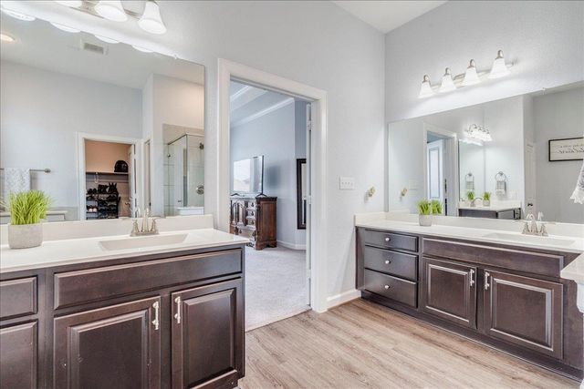 623 Baretta LOOP, Buda, TX 78610