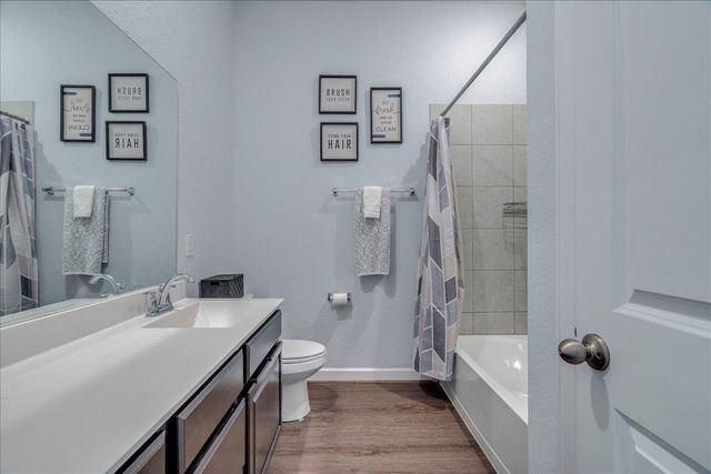 623 Baretta LOOP, Buda, TX 78610