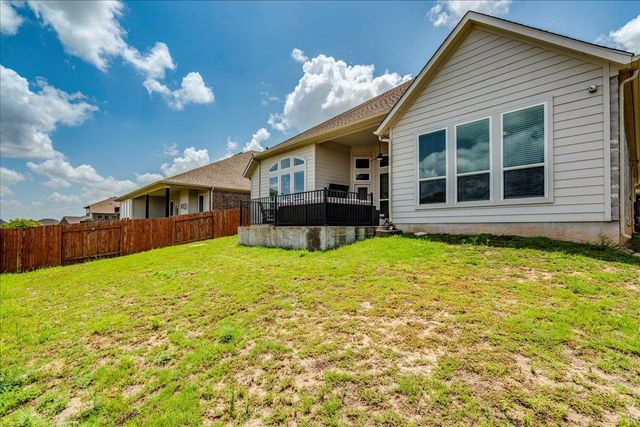 623 Baretta LOOP, Buda, TX 78610
