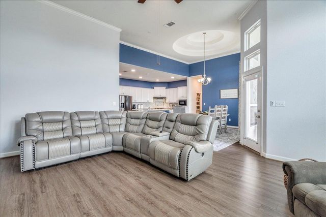 623 Baretta LOOP, Buda, TX 78610