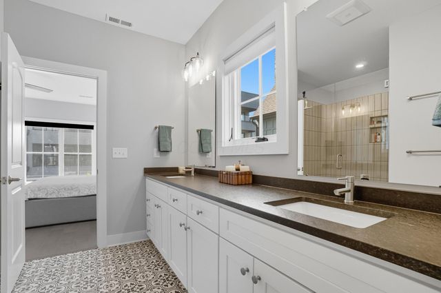 2872 Kobuk Drive, Columbus, OH 43228