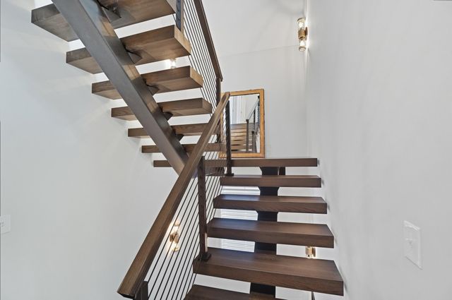 2872 Kobuk Drive, Columbus, OH 43228