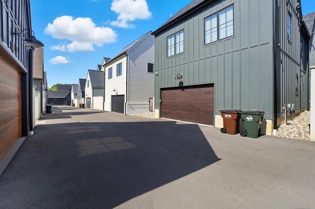 2872 Kobuk Drive, Columbus, OH 43228