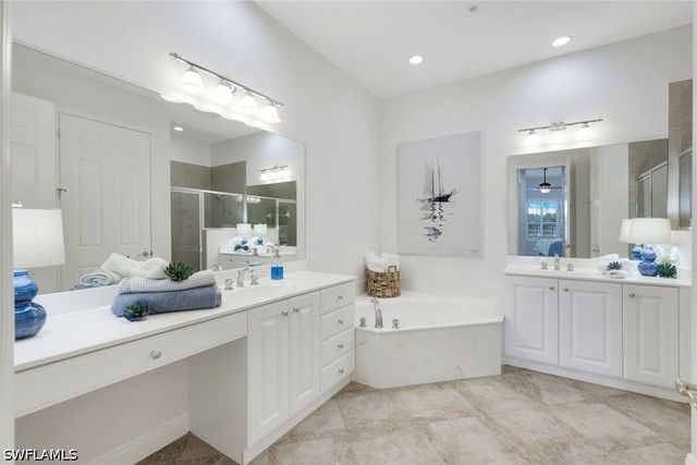 9255 Museo CIR 102, Naples, FL 34114