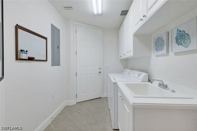 9255 Museo CIR 102, Naples, FL 34114