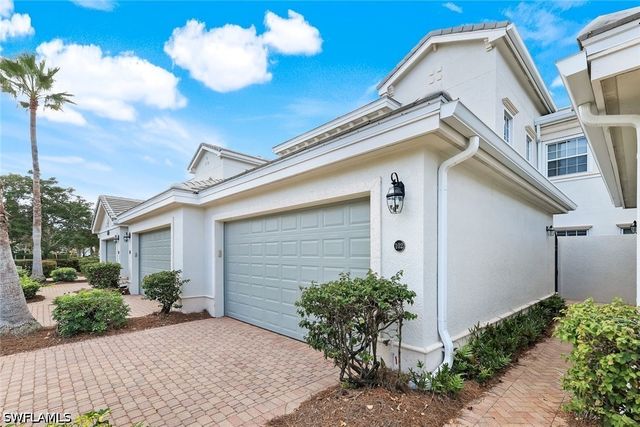 9255 Museo CIR 102, Naples, FL 34114