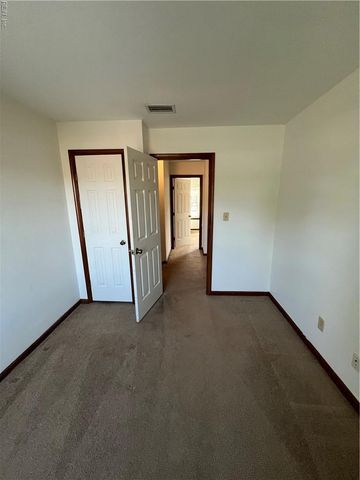 824 Huntly DR, Chesapeake, VA 23320