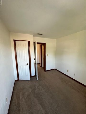 824 Huntly DR, Chesapeake, VA 23320