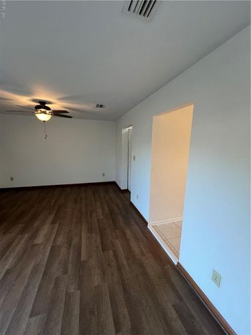 824 Huntly DR, Chesapeake, VA 23320