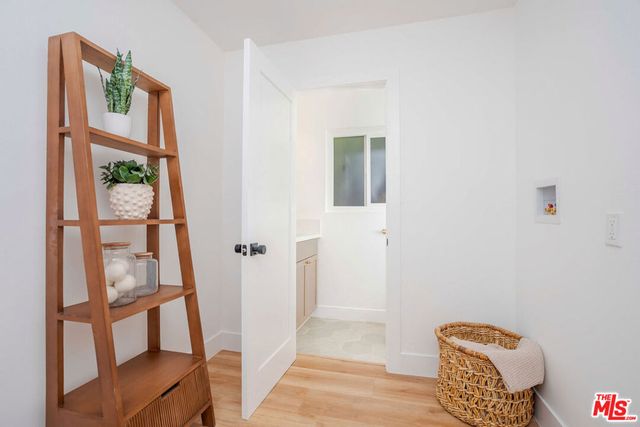 923 Larker Avenue, Los Angeles, CA 90042