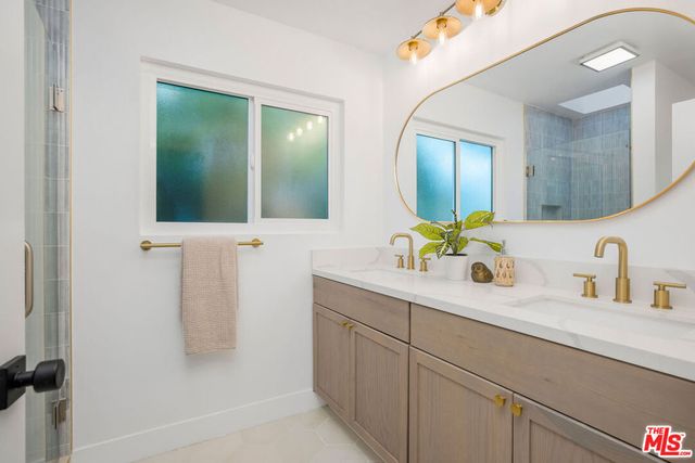 923 Larker Avenue, Los Angeles, CA 90042