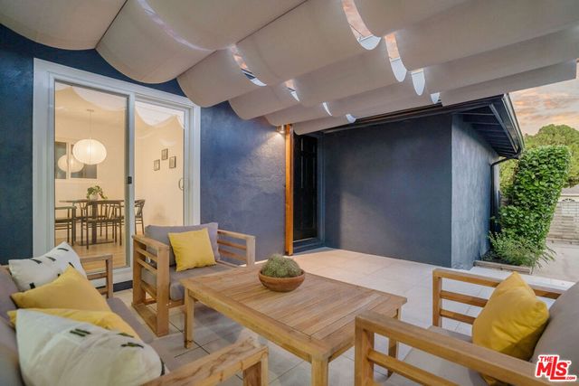 923 Larker Avenue, Los Angeles, CA 90042