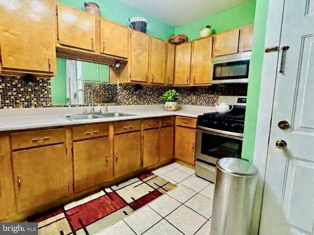 611 THORN ST, Reading, PA 19601