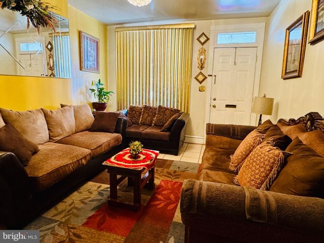 611 THORN ST, Reading, PA 19601
