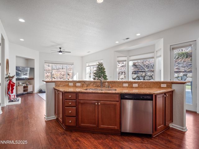 7490 Rough Rock Drive, Reno, NV 89502