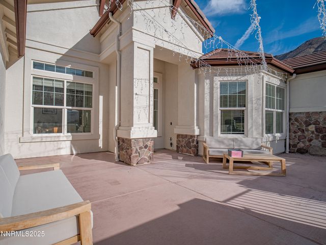 7490 Rough Rock Drive, Reno, NV 89502