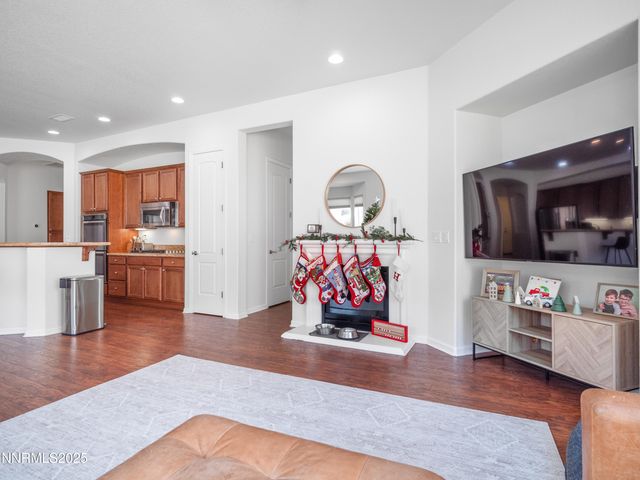 7490 Rough Rock Drive, Reno, NV 89502