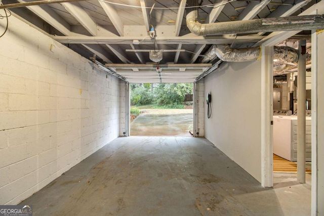 2892 Salmon Avenue SE, Atlanta, GA 30317