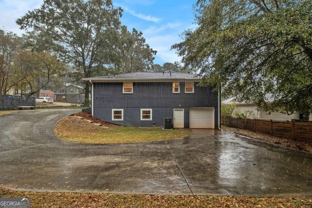 2892 Salmon Avenue SE, Atlanta, GA 30317