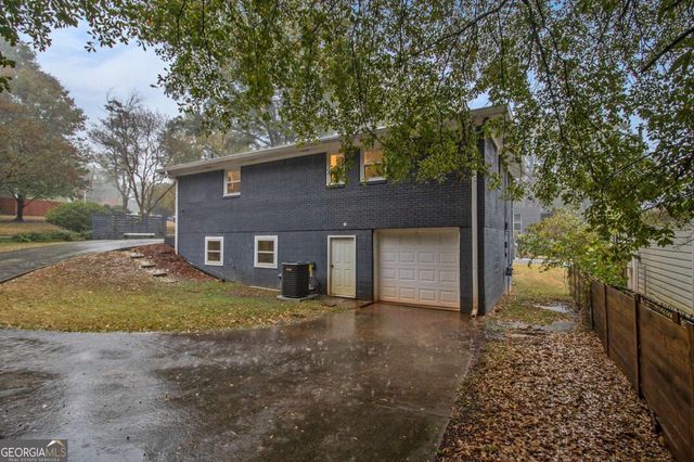 2892 Salmon Avenue SE, Atlanta, GA 30317