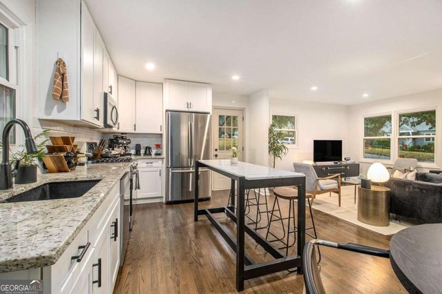 2892 Salmon Avenue SE, Atlanta, GA 30317