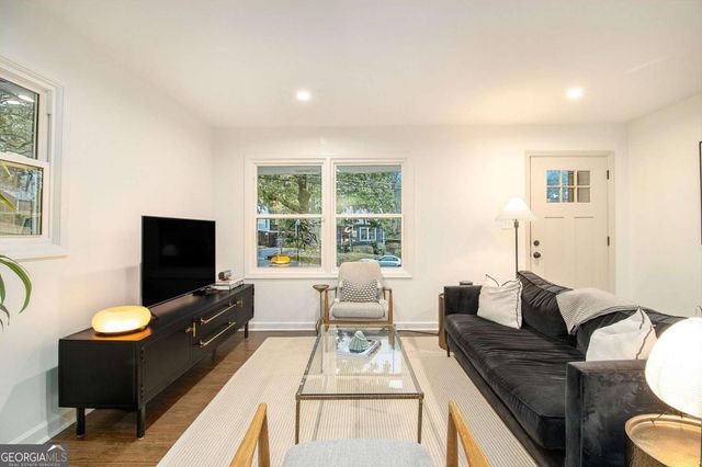 2892 Salmon Avenue SE, Atlanta, GA 30317