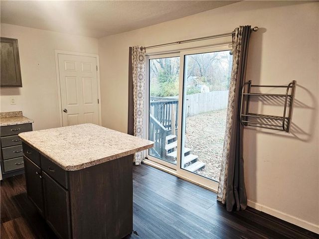 115 N Arlington Avenue, Independence, MO 64053