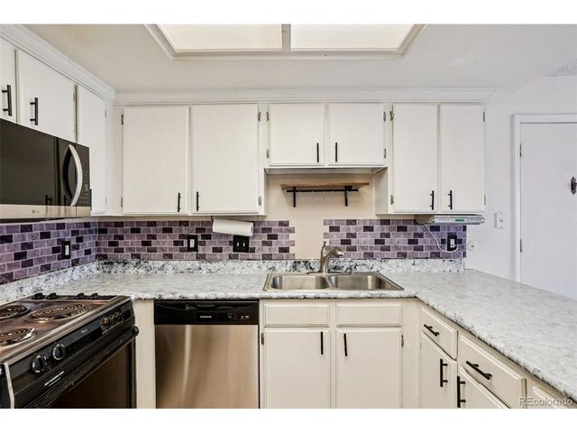 7066 S Knolls Way, Centennial, CO 80122