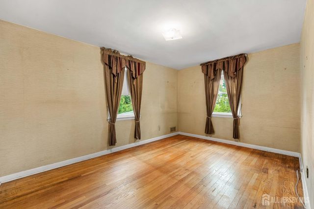 348 S 3rd Avenue, Highland Park, NJ 08904