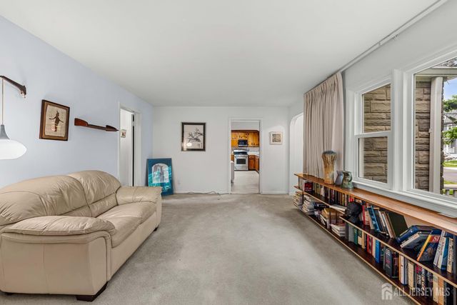 348 S 3rd Avenue, Highland Park, NJ 08904