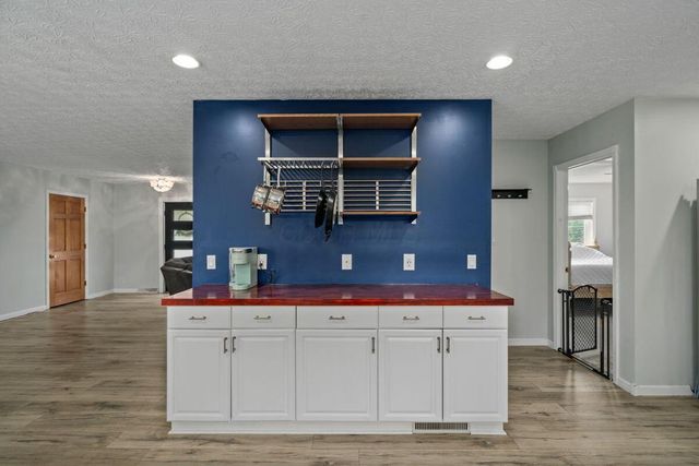 5328 Alder Road NE, Thornville, OH 43076