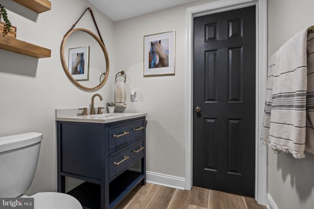 6 BUCKINGHAM CT, Delran, NJ 08075