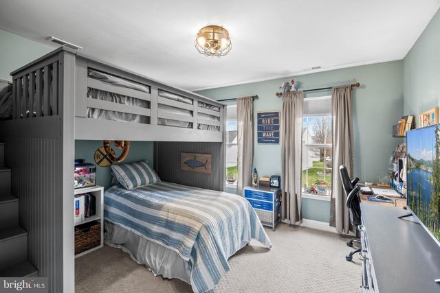 6 BUCKINGHAM CT, Delran, NJ 08075