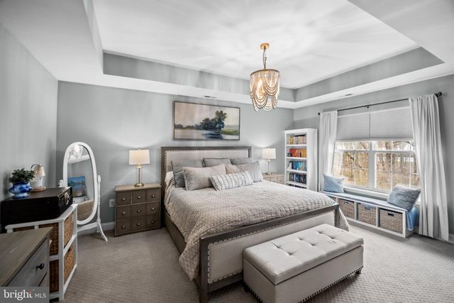 6 BUCKINGHAM CT, Delran, NJ 08075