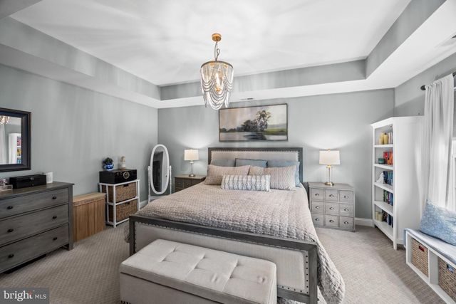 6 BUCKINGHAM CT, Delran, NJ 08075