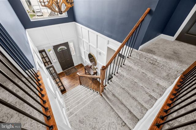 6 BUCKINGHAM CT, Delran, NJ 08075