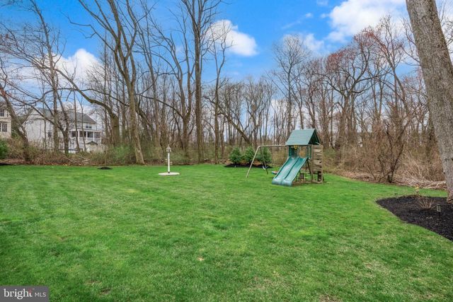 6 BUCKINGHAM CT, Delran, NJ 08075