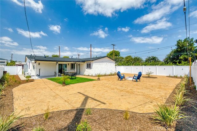 11502 Moen, Anaheim, CA 92804