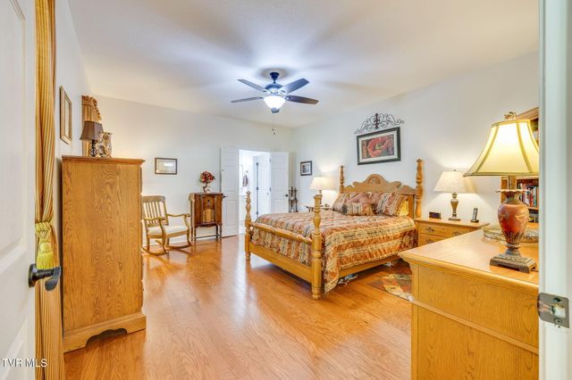 1414 Walnut Grove Road, Jonesborough, TN 37659