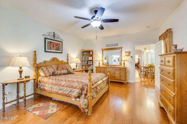 1414 Walnut Grove Road, Jonesborough, TN 37659