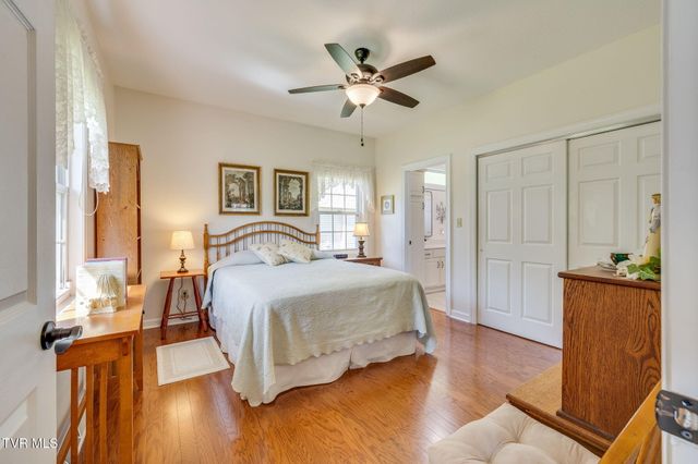 1414 Walnut Grove Road, Jonesborough, TN 37659