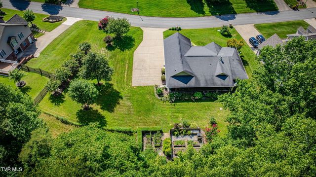 1414 Walnut Grove Road, Jonesborough, TN 37659
