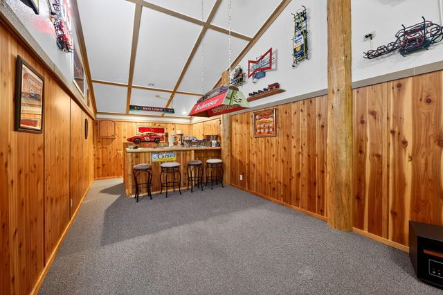 2244 Hillside Drive, Medford, OR 97502