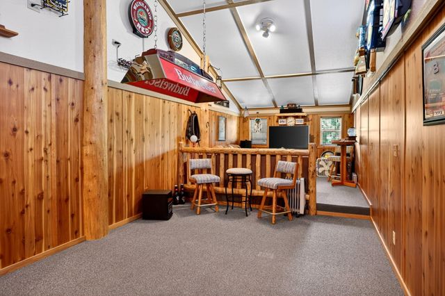2244 Hillside Drive, Medford, OR 97502