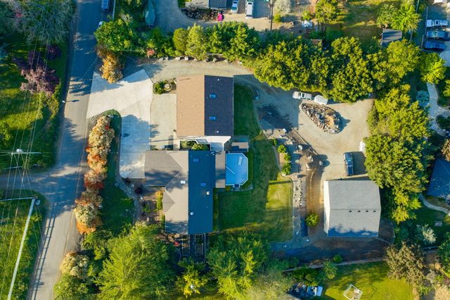 2244 Hillside Drive, Medford, OR 97502