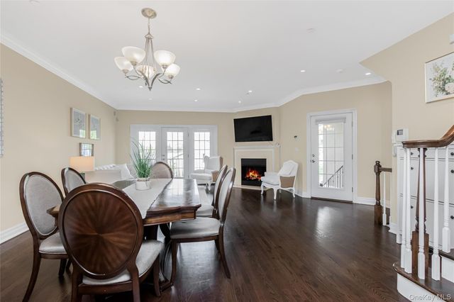 80 Old Boston Post Road 2, New Rochelle, NY 10801
