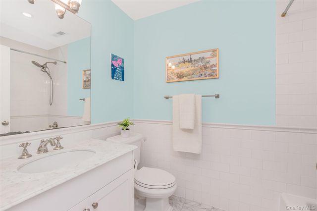 80 Old Boston Post Road 2, New Rochelle, NY 10801