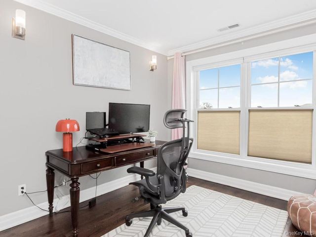 80 Old Boston Post Road 2, New Rochelle, NY 10801