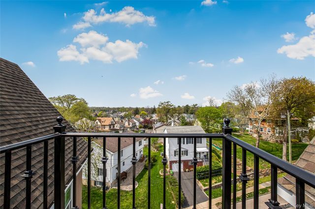 80 Old Boston Post Road 2, New Rochelle, NY 10801