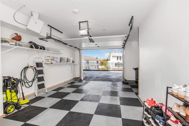 80 Old Boston Post Road 2, New Rochelle, NY 10801
